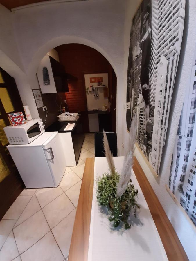 Studio Apartments Fancy 2 Rijeka Exteriör bild